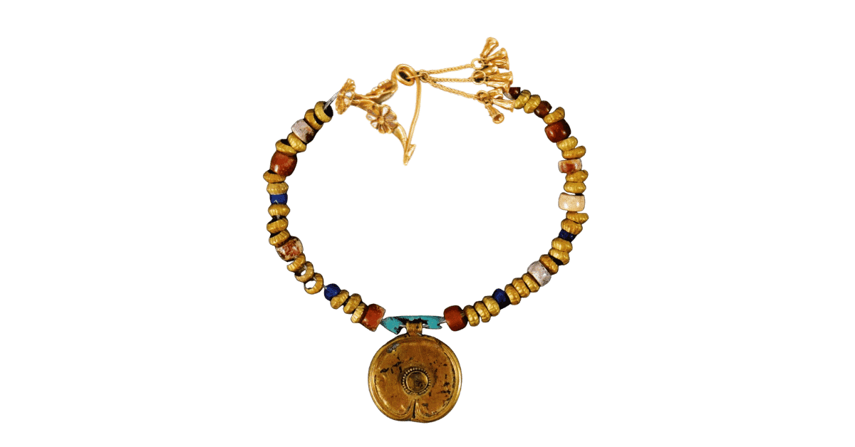 an ancient phoenician gold necklace from Cyprus