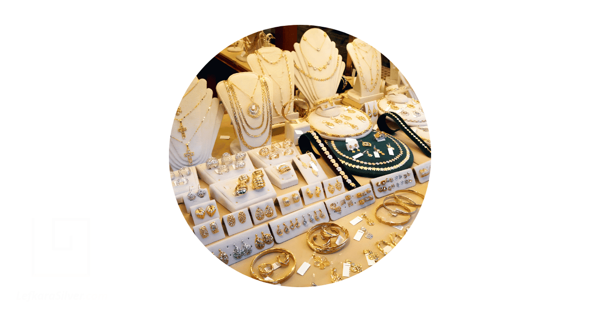 a jewelry whoselale stand.