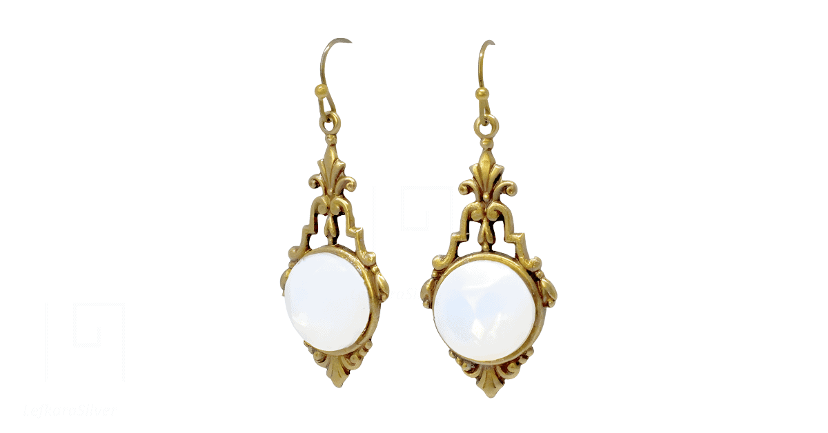 A pair of vintage opal earring.