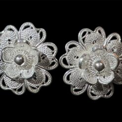 Young Chamomile Earrings Studs