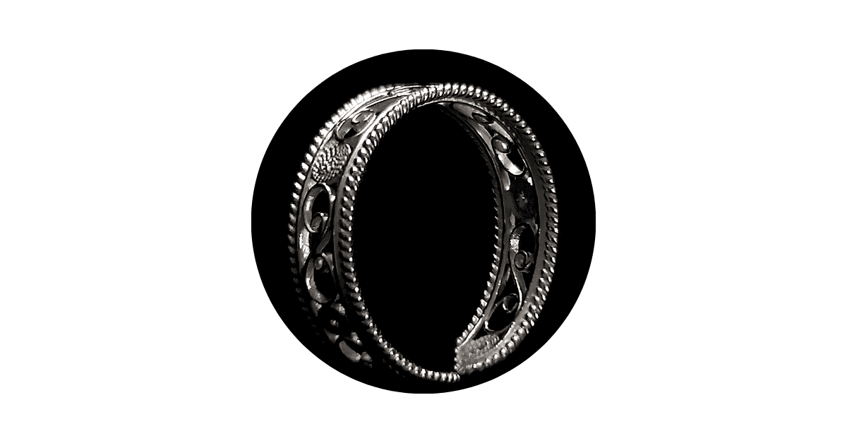 a filigree wedding band
