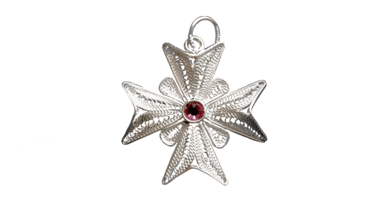 A silver Maltese filigree pendant.